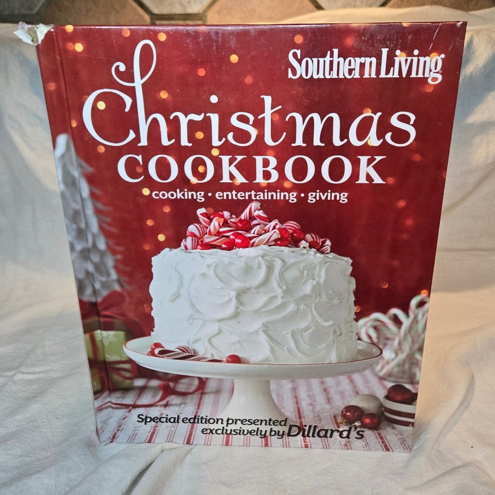 Southern Living Christmas Cookbook 2013 Dillard's Special Edition Hardcover Red